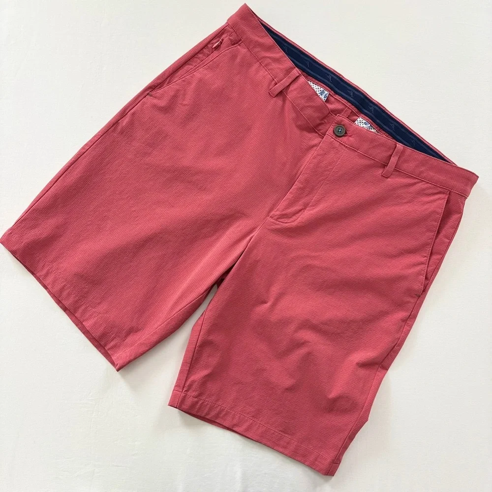 Tommy Bahama Chip Shot 10 inch shorts Flat Front Shorts New Red - Picture 1 of 9